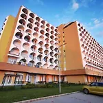 Apartamento Silver - Waterfront With Lakeview Siófok