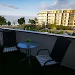Silver - Waterfront With Lakeview Apartamento Siófok