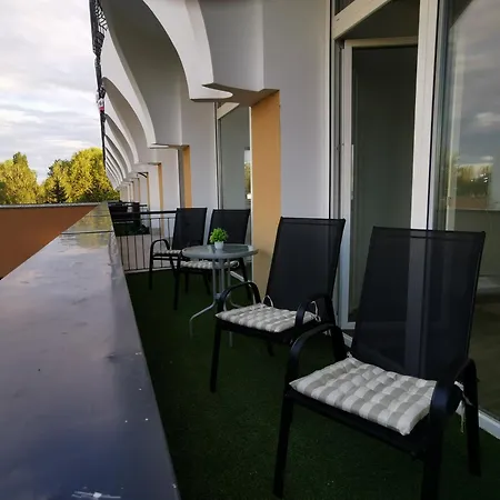 Silver - Waterfront With Lakeview * شيوفوك