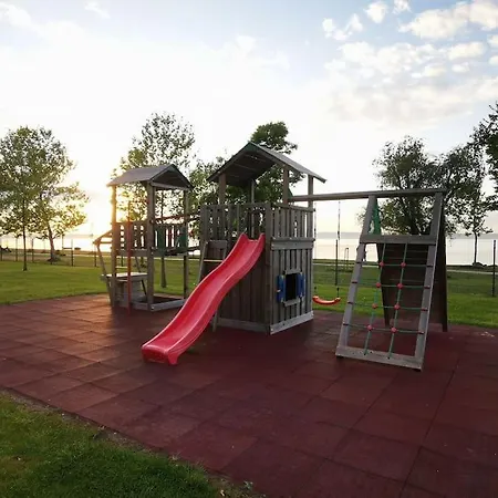 Silver - Waterfront With Lakeview *