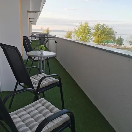 Apartman Silver - Waterfront With Lakeview