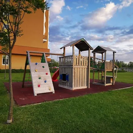 아파트 Silver - Waterfront With Lakeview *