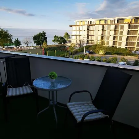 Silver - Waterfront With Lakeview Apartman Siófok