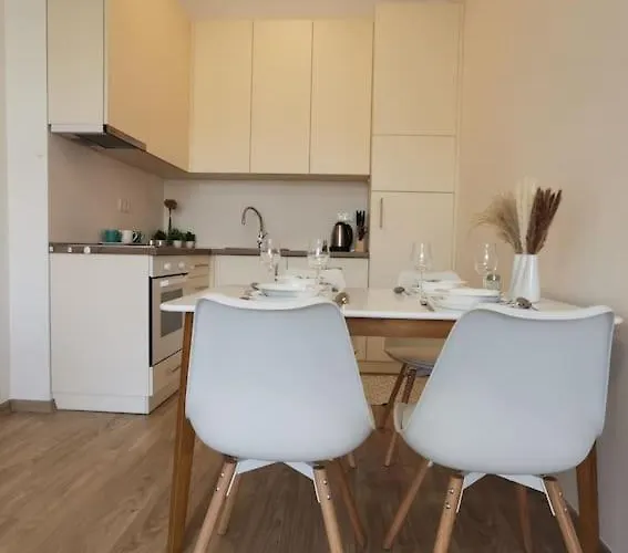 Silver - Waterfront With Lakeview Апартаменты *
