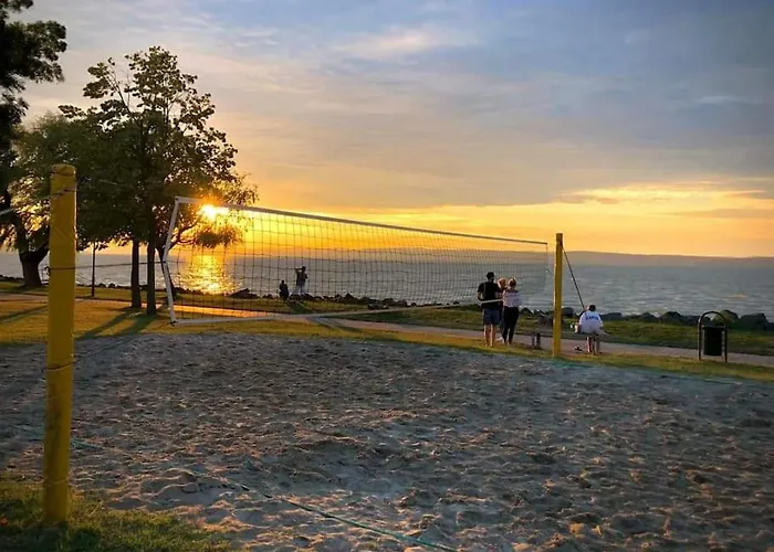 Silver - Waterfront With Lakeview Siófok