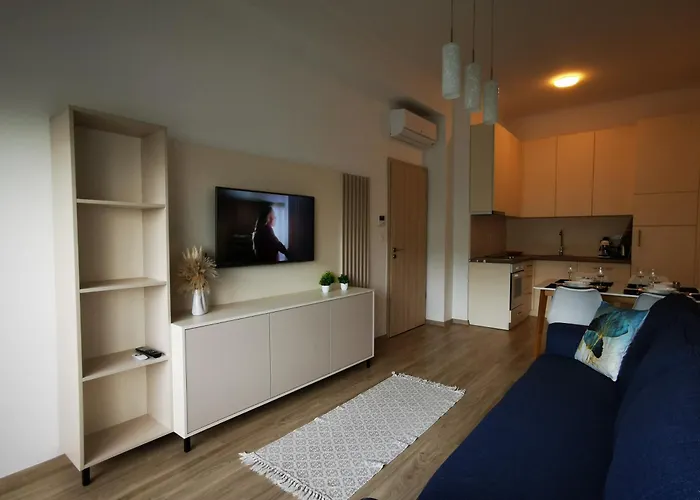 Silver - Waterfront With Lakeview Siófok