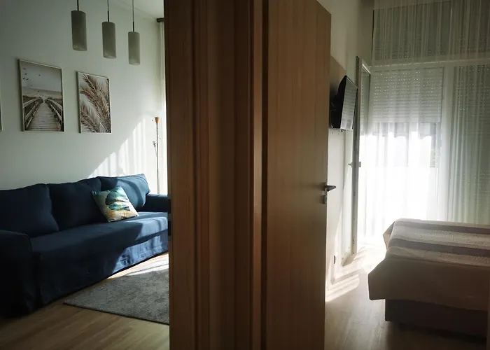 Silver - Waterfront With Lakeview